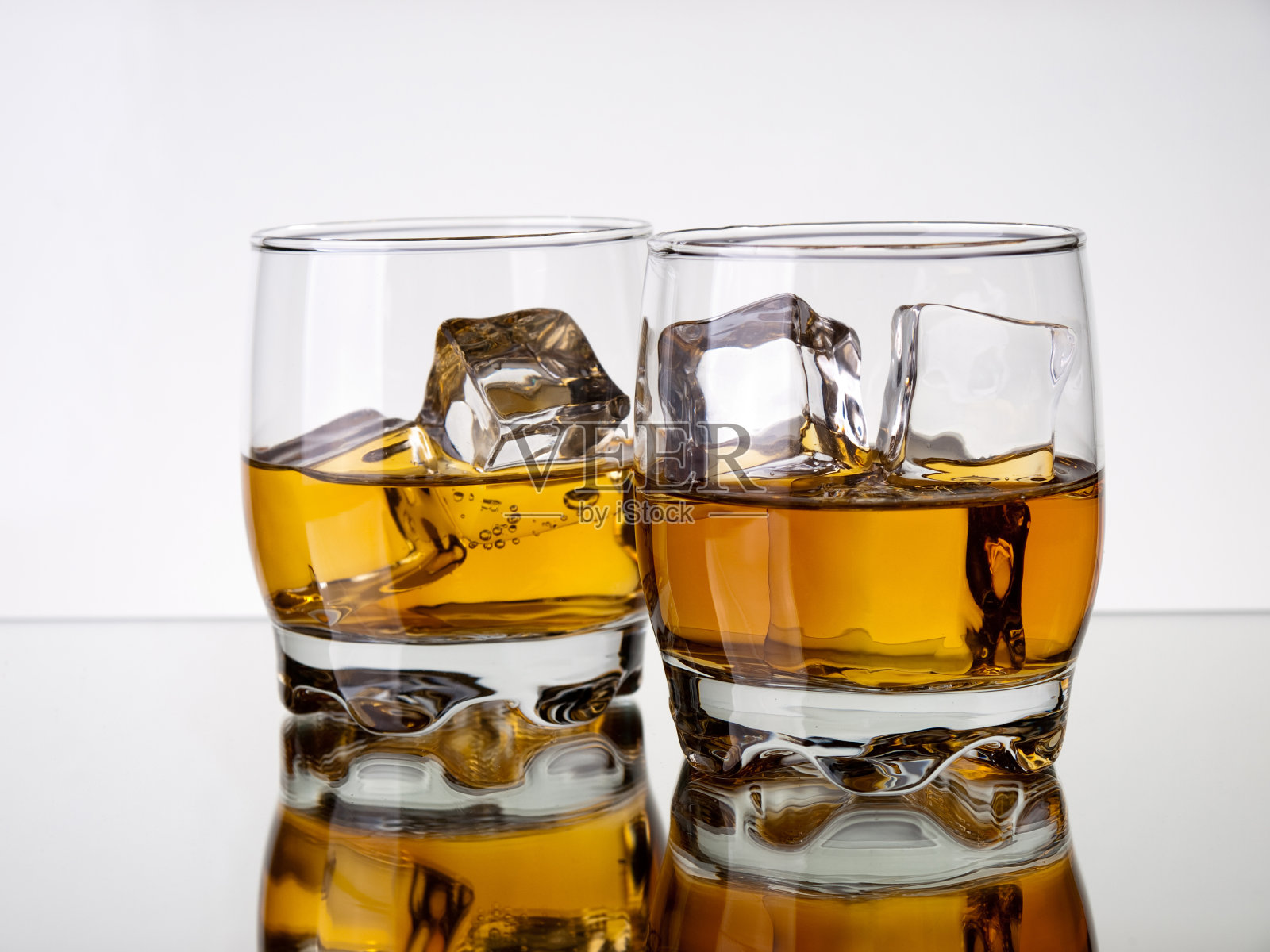 威士忌反射照片摄影图片