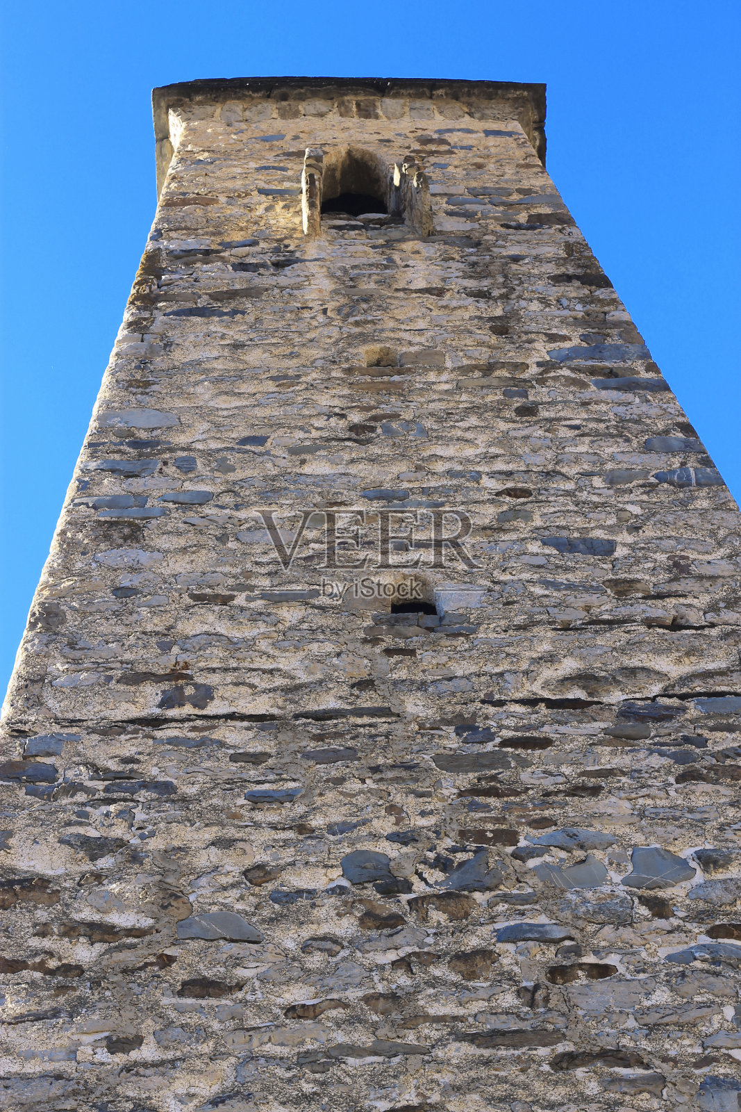 印古什的塔。古代建筑和废墟照片摄影图片