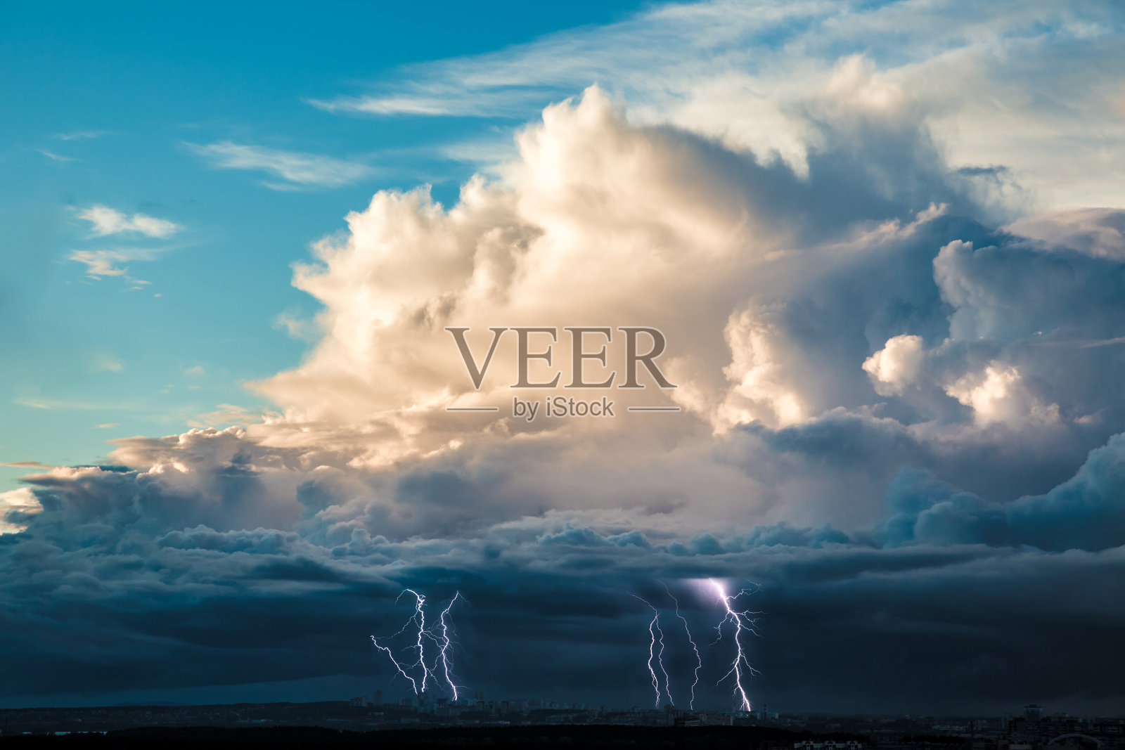 蓝天上有白云照片摄影图片