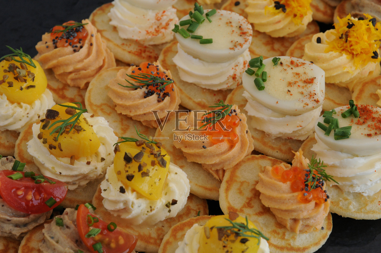 近距离观察各种各样的小四照片摄影图片