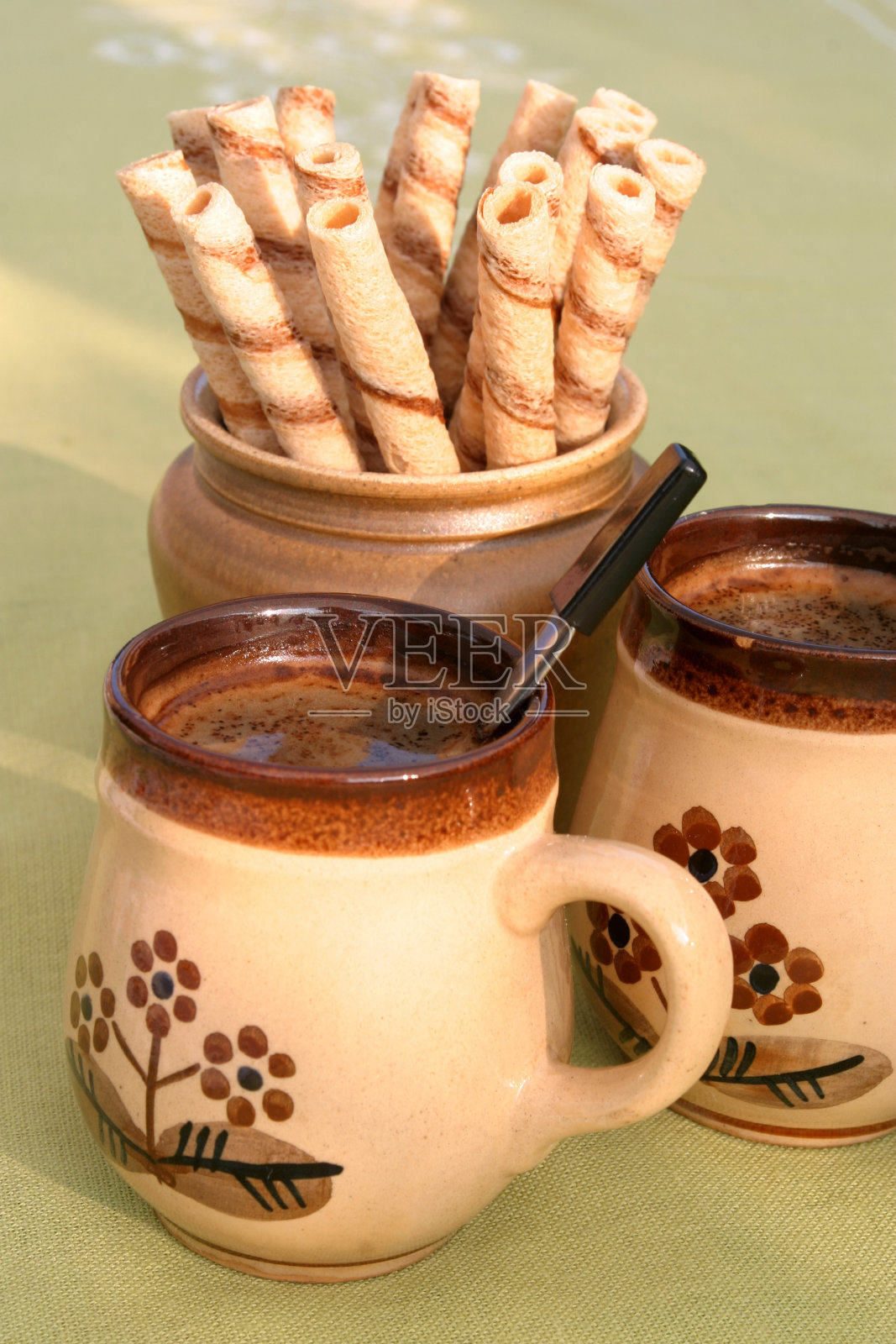 咖啡和饼干照片摄影图片