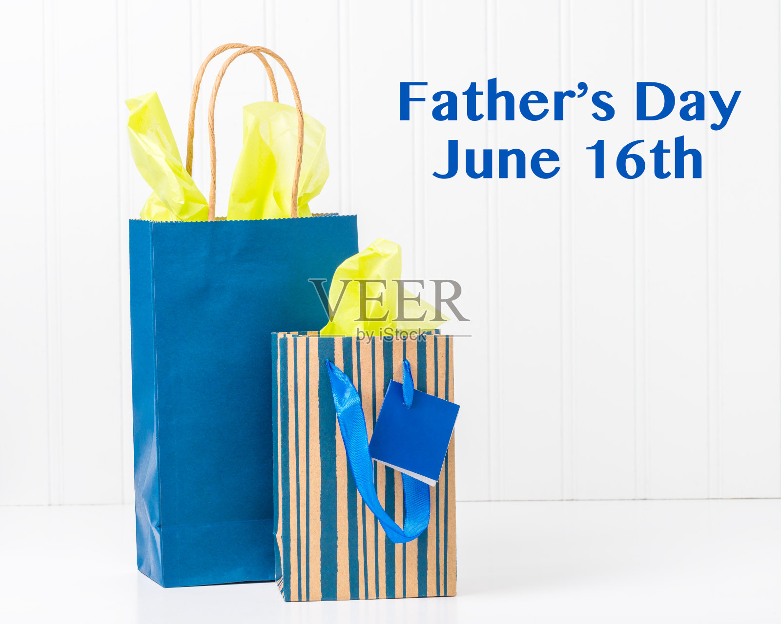父亲节礼物袋照片摄影图片