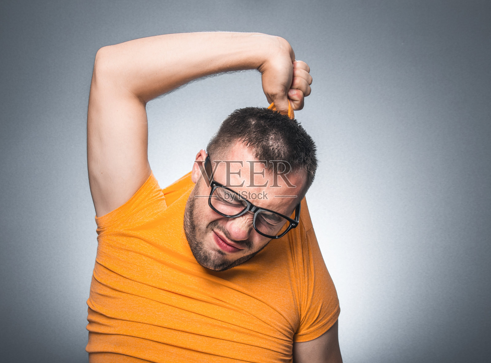 有趣的脱衣照片摄影图片