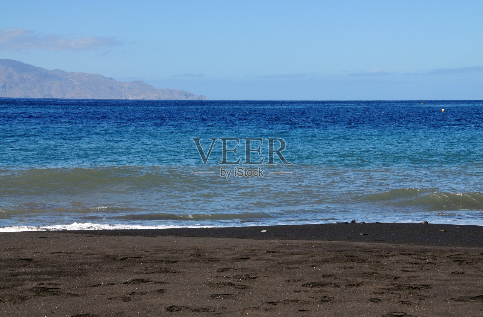 布拉瓦和黑沙滩照片摄影图片