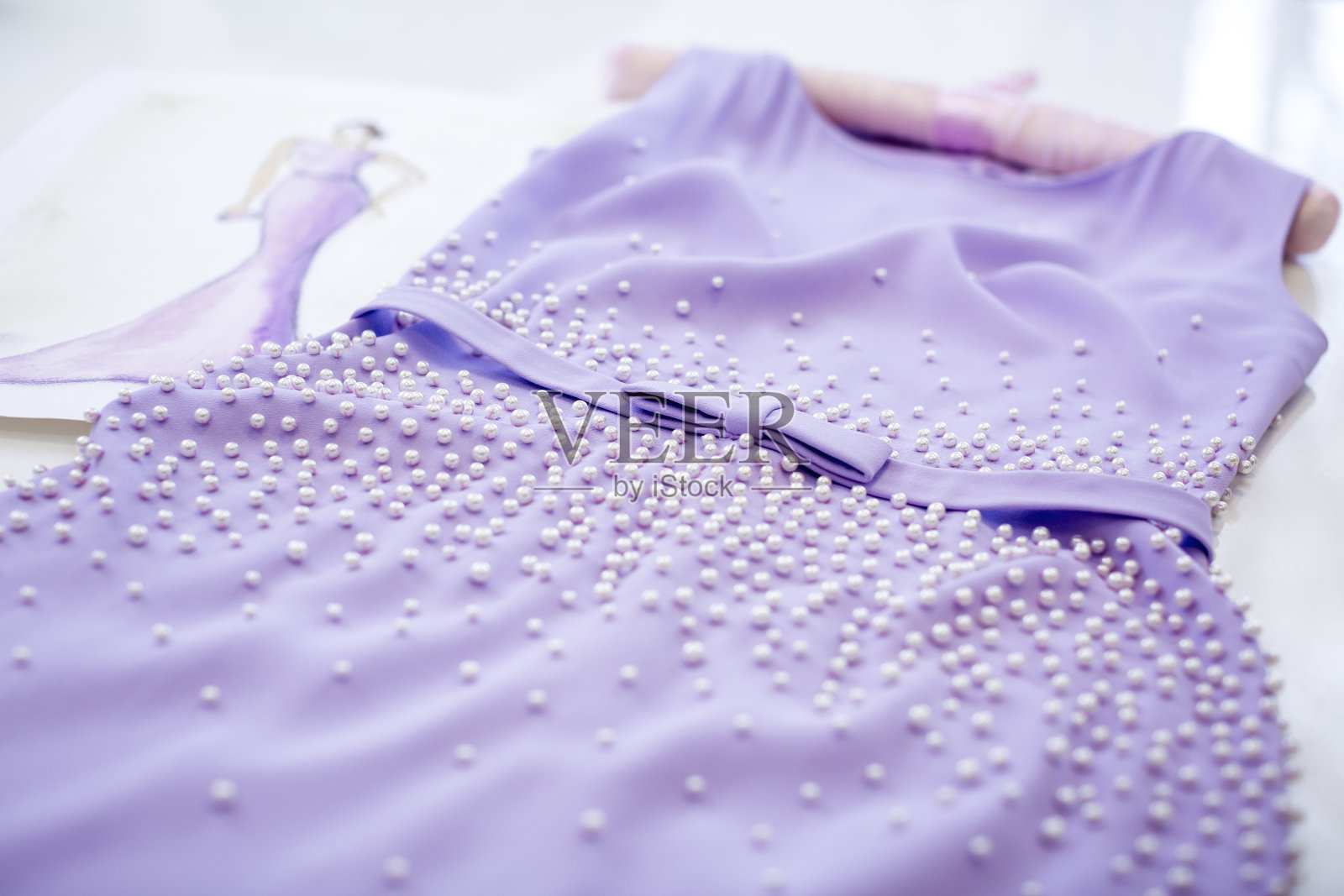 服装和素描纸照片摄影图片