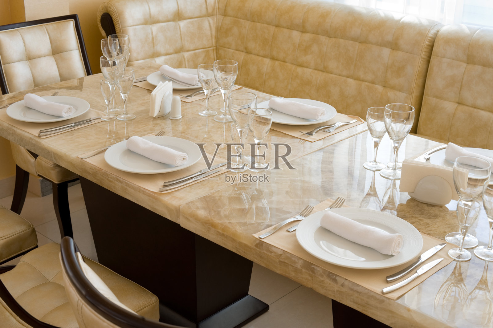 昂贵的餐厅室内照片摄影图片