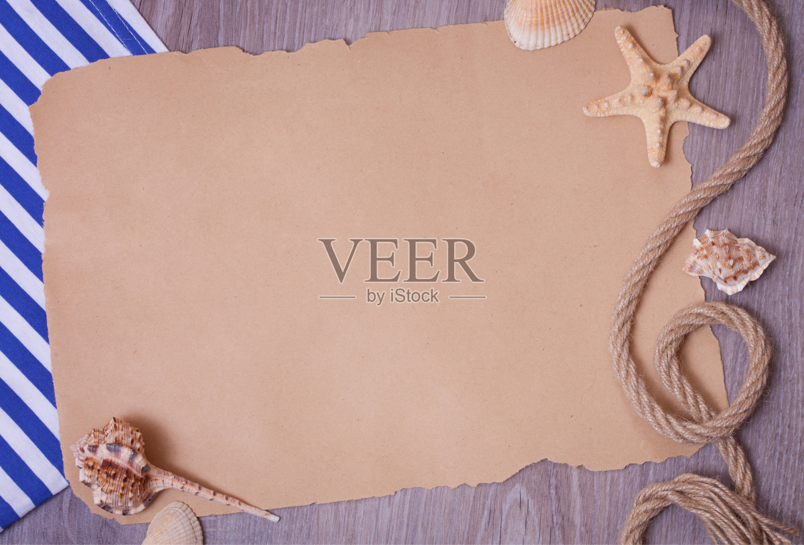 背景与一张白纸照片摄影图片