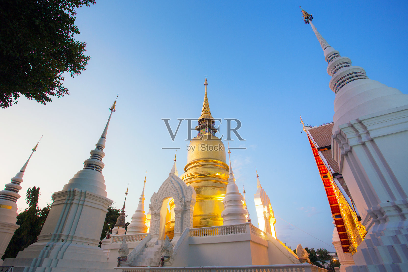 宣德寺的金塔照片摄影图片