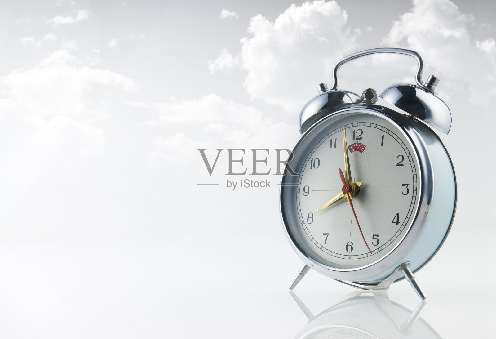 复古闹钟照片摄影图片