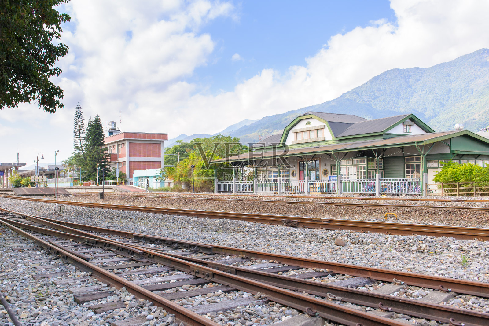 关山老火车站照片摄影图片