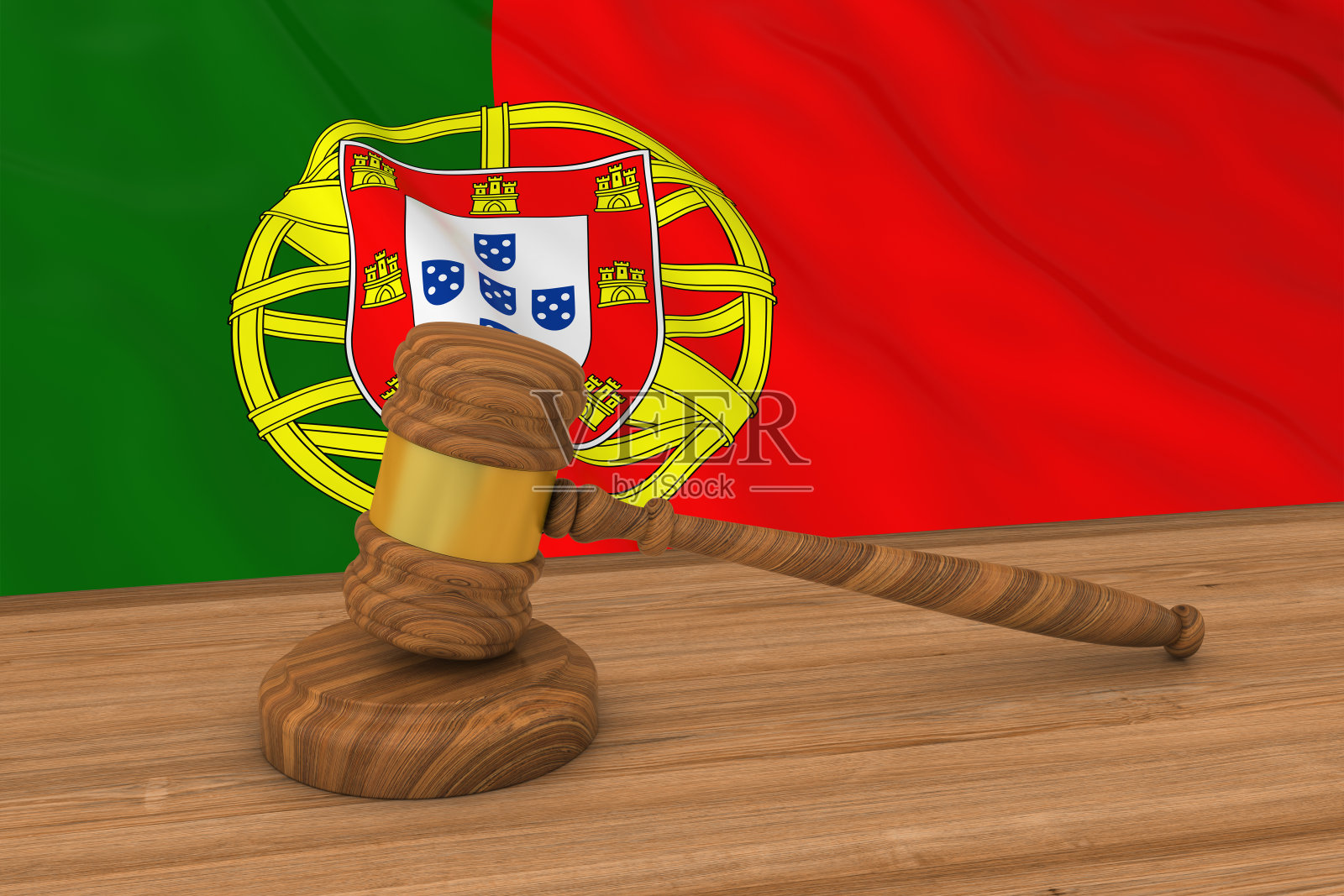 葡萄牙法律概念——法官木槌后的葡萄牙国旗照片摄影图片