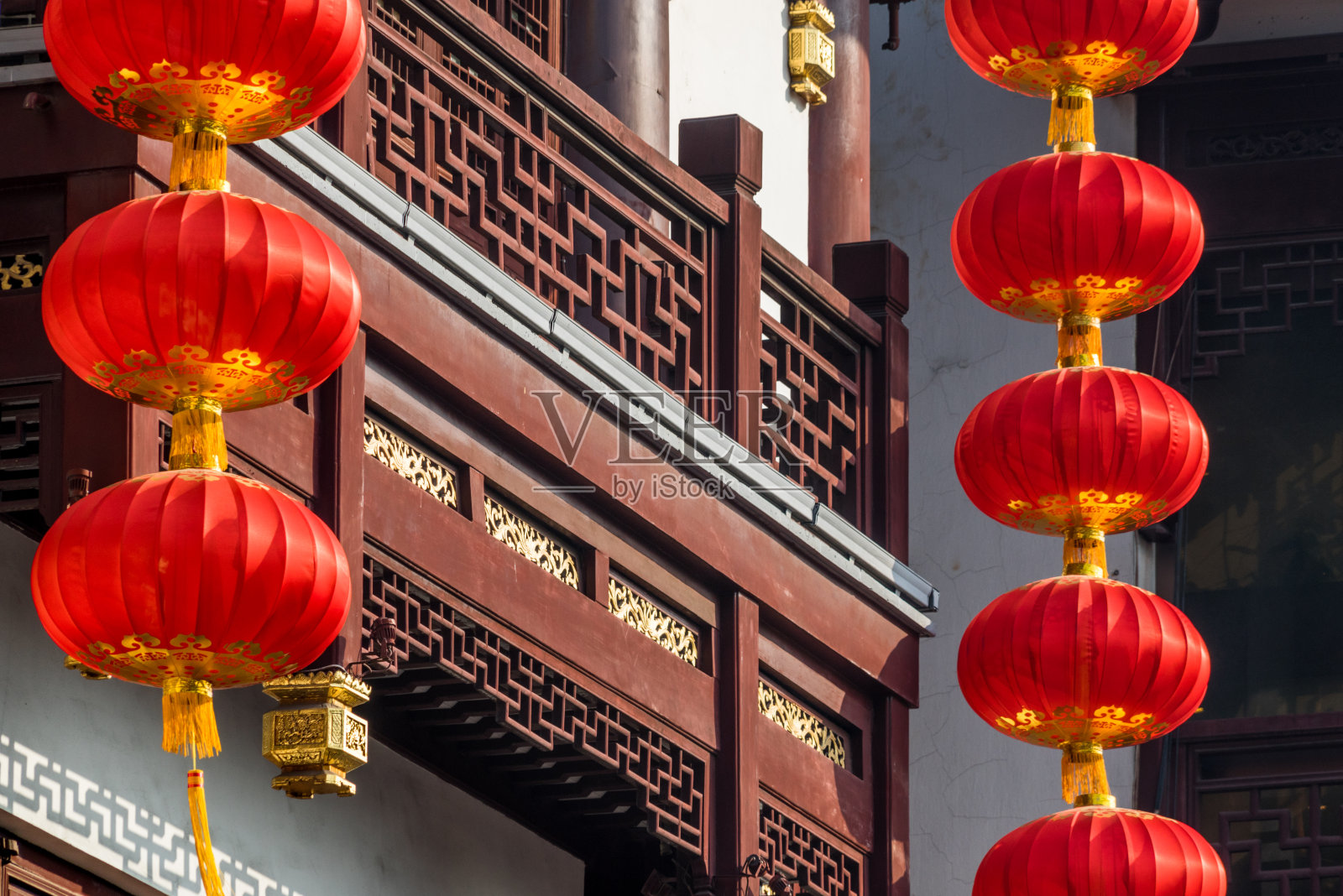 城隍庙屋顶细节照片摄影图片