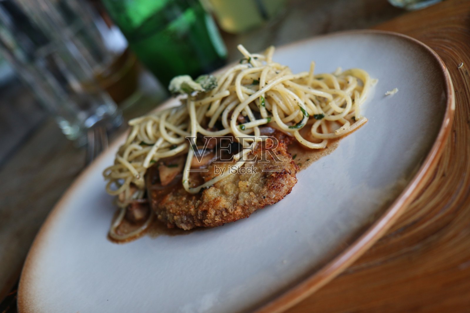 Veal肉排照片摄影图片