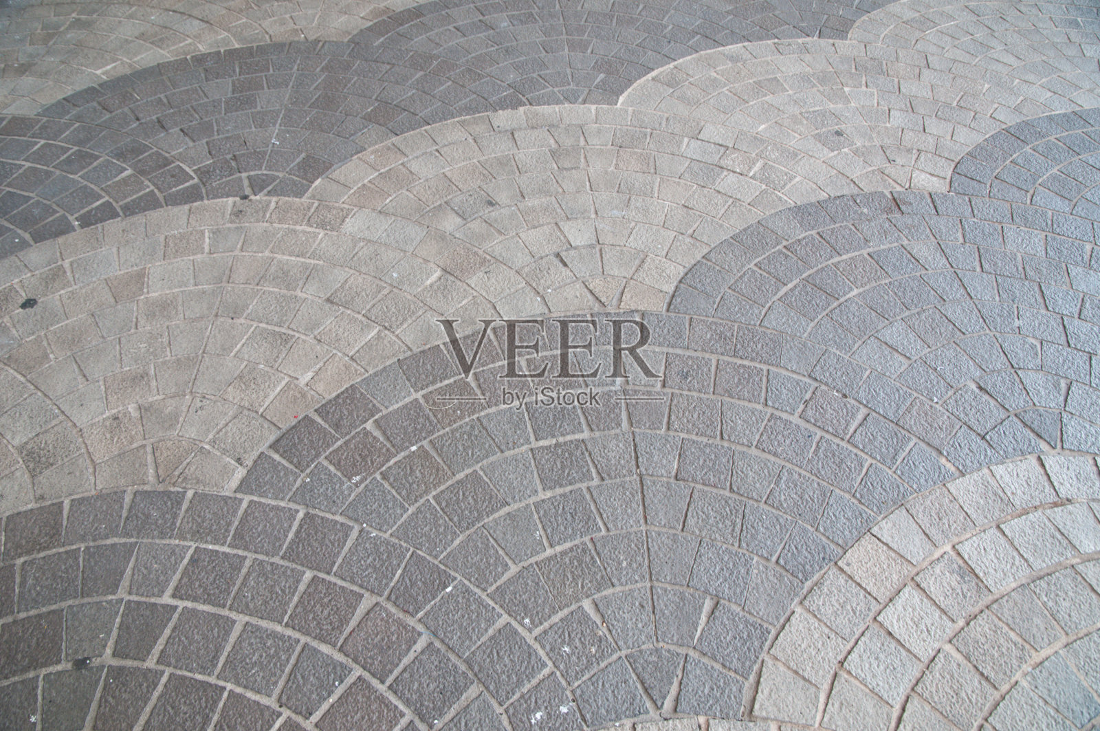 波浪瓦地板背景为灰色石材瓦照片摄影图片