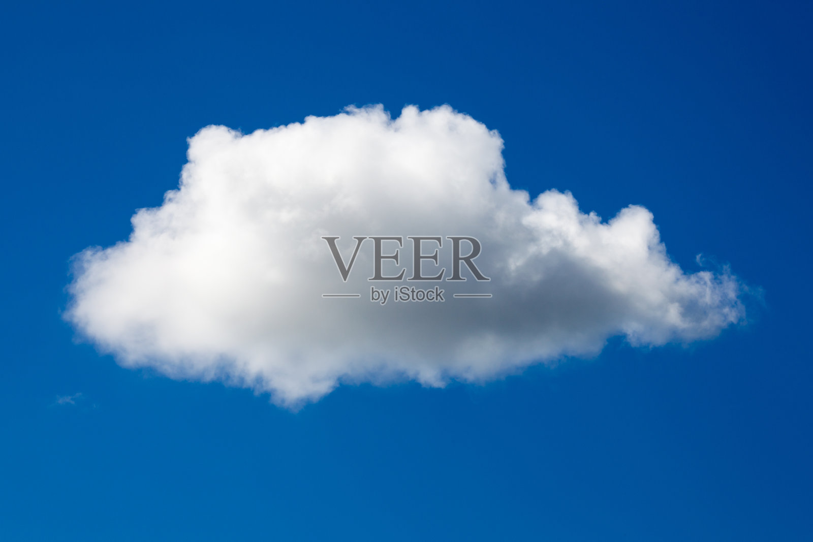 蓝天背景上的白云照片摄影图片