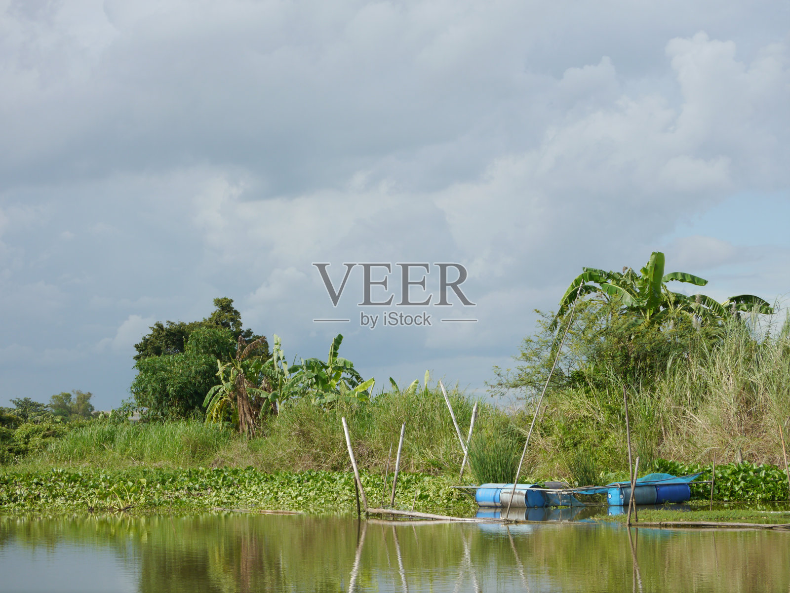 水边照片摄影图片