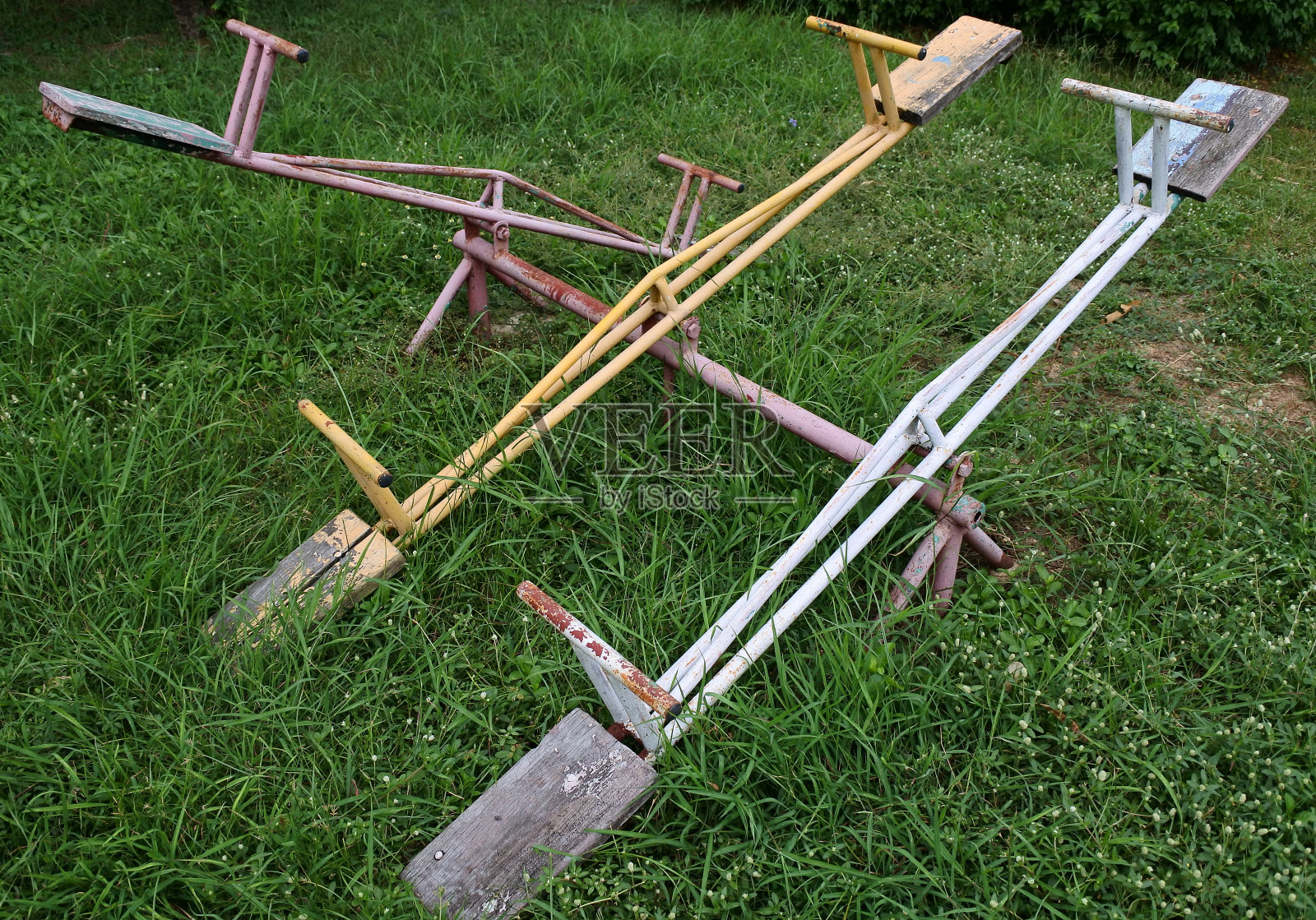 操场上照片摄影图片