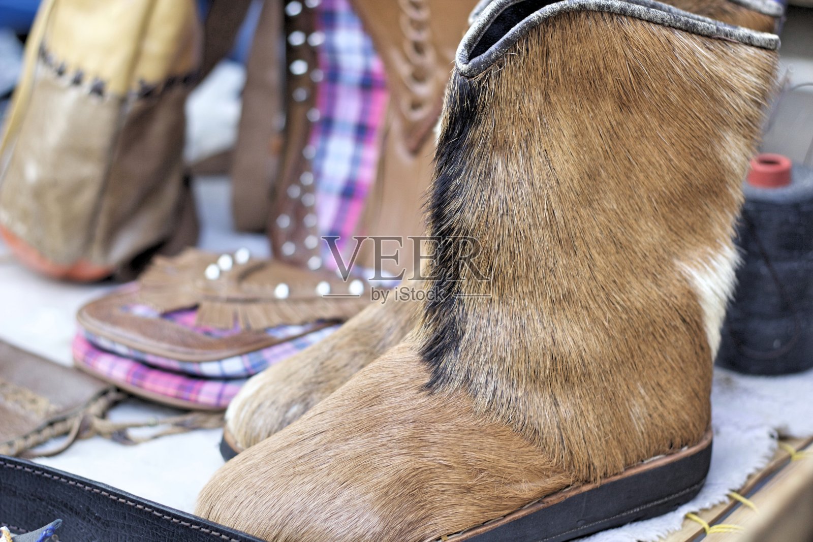 市场上的鞋店照片摄影图片