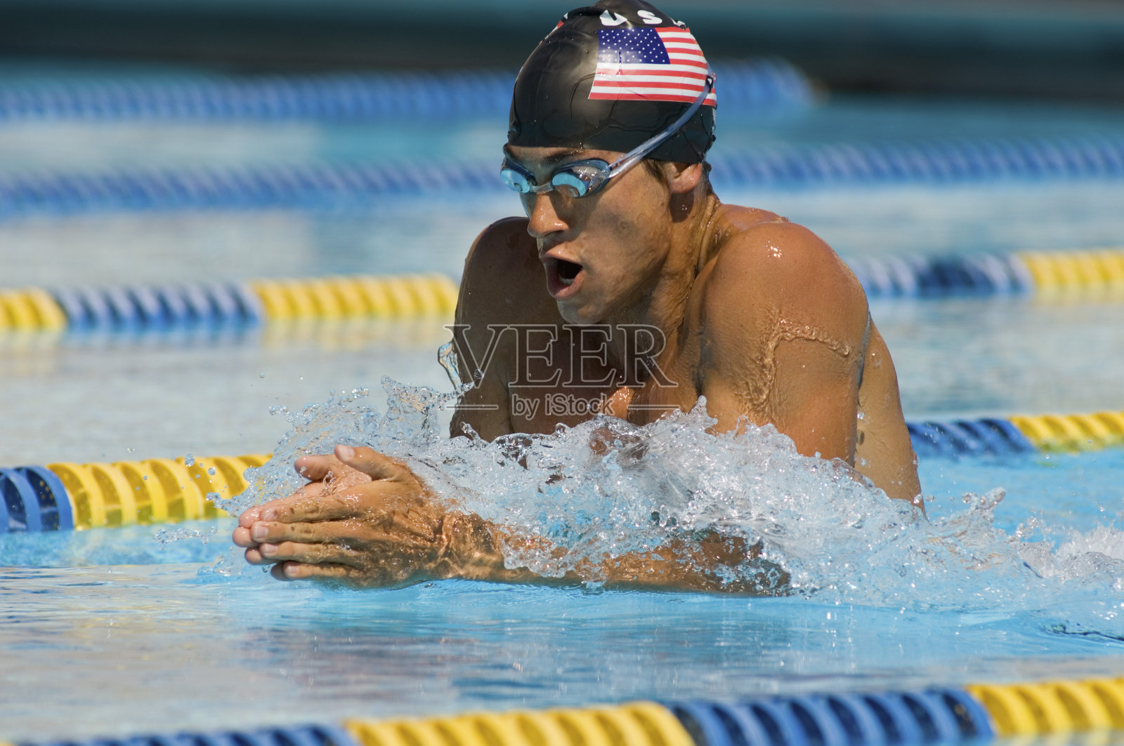 游泳比赛照片摄影图片