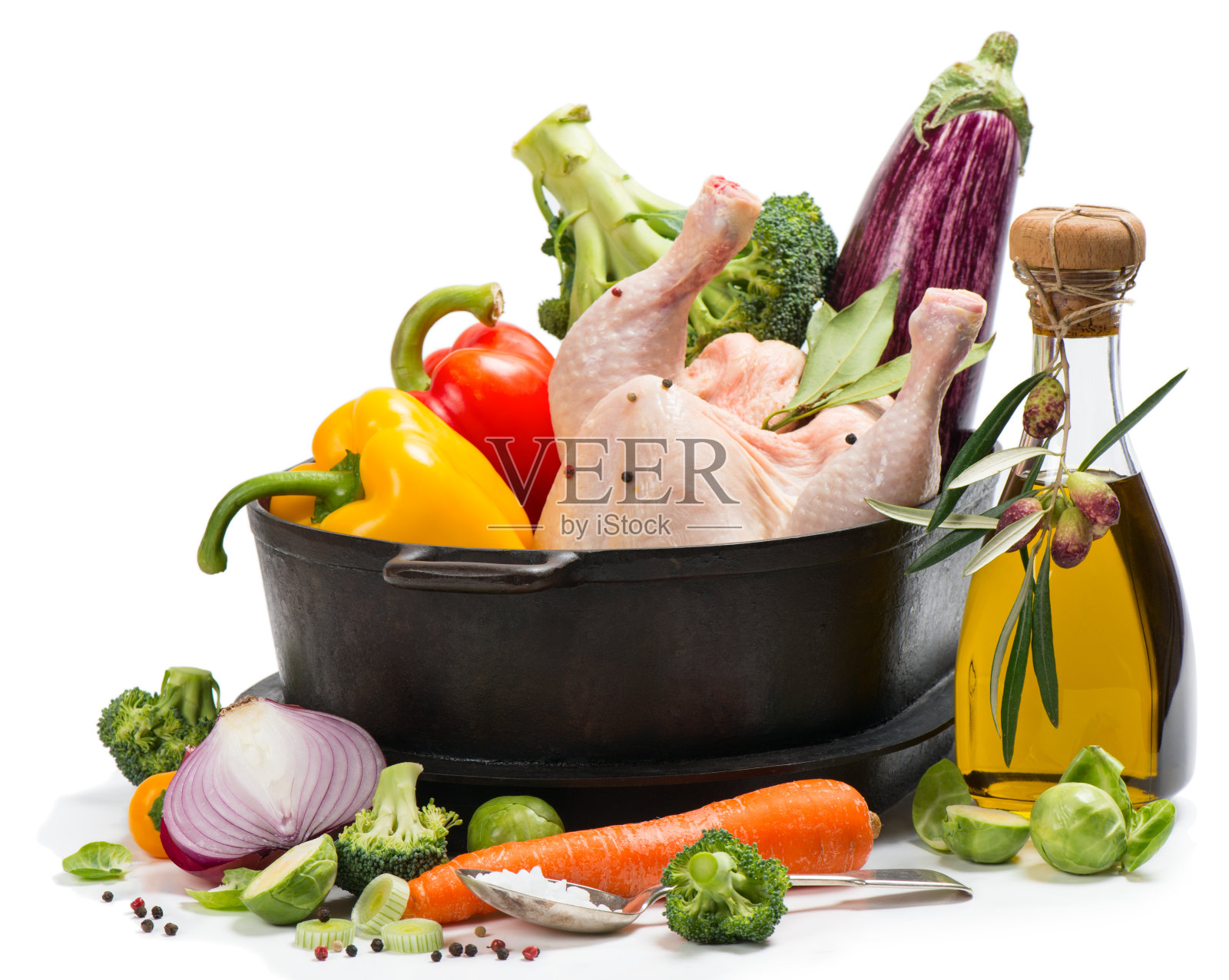 准备烤鸡配蔬菜照片摄影图片