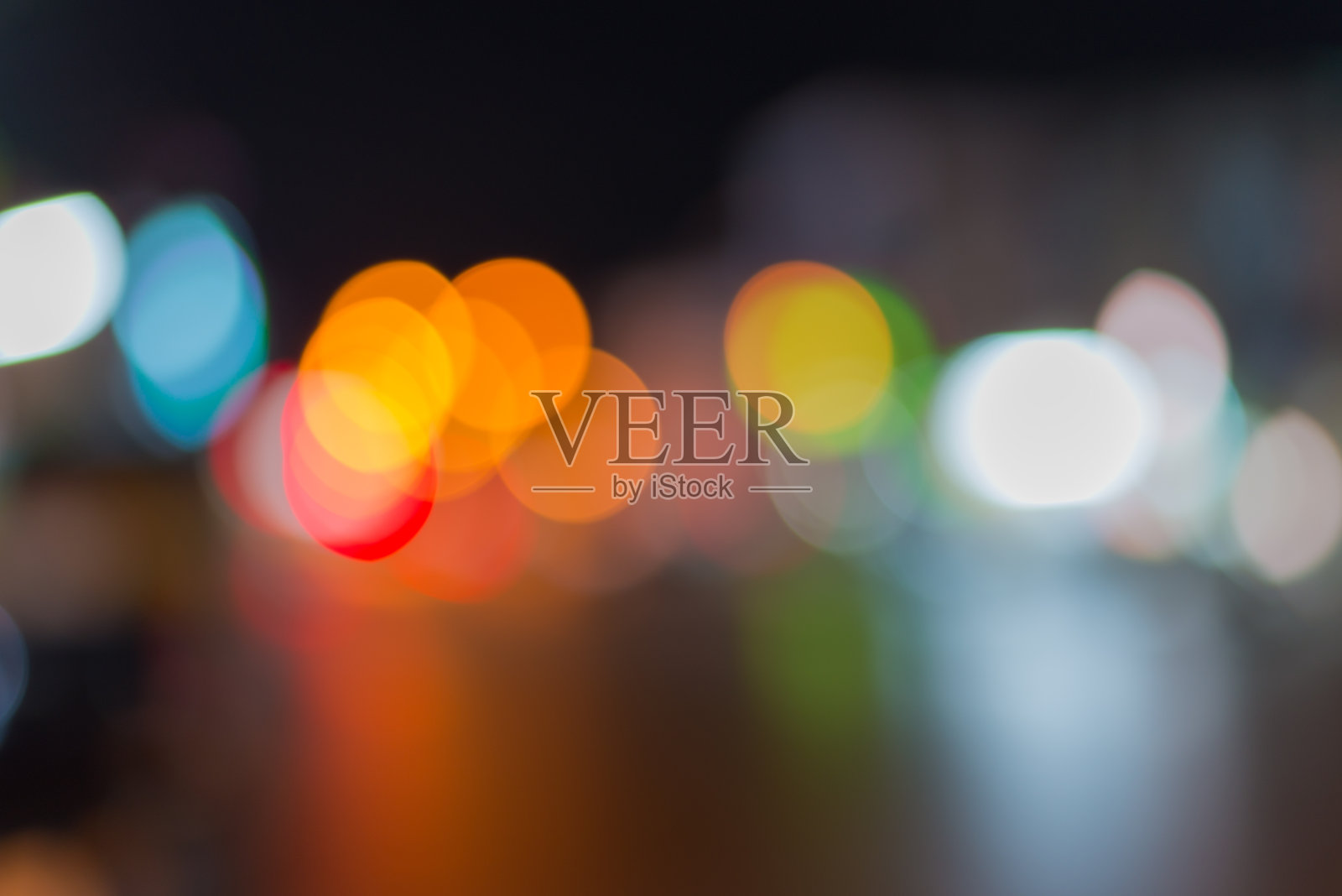 抽象模糊背景上明亮的颜色风格。照片摄影图片