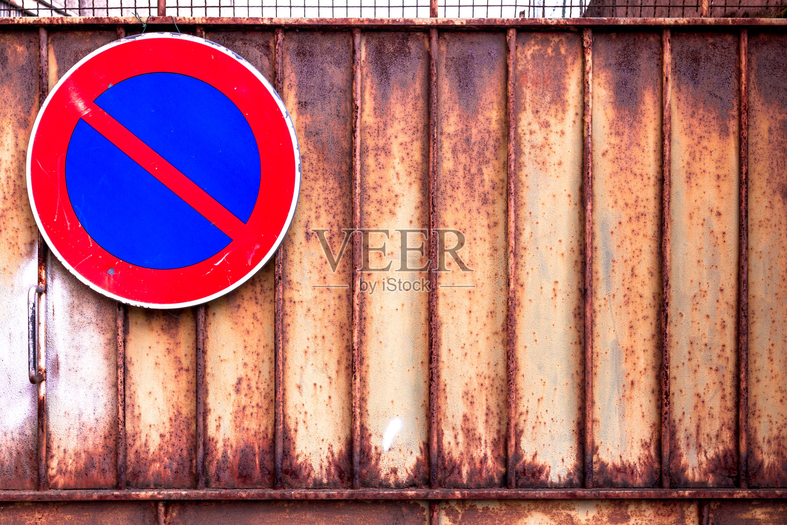 禁止停车生锈的照片摄影图片