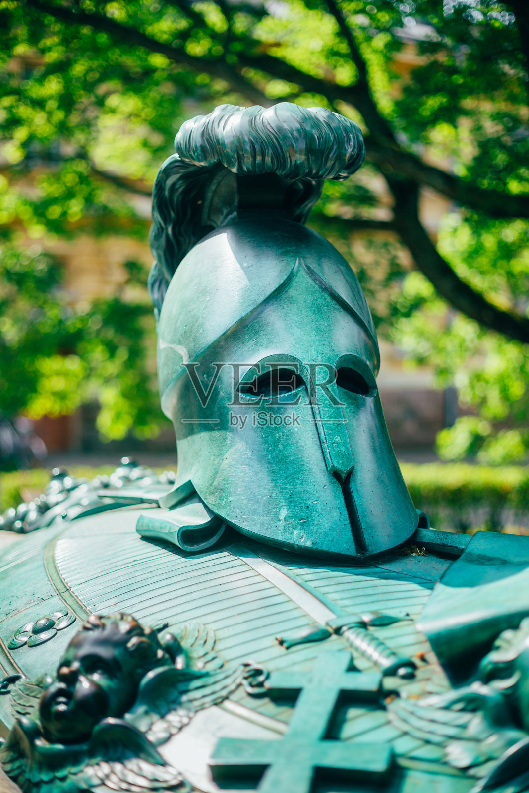 赫尔辛基索欧门琳娜城堡的建筑工人坟墓照片摄影图片