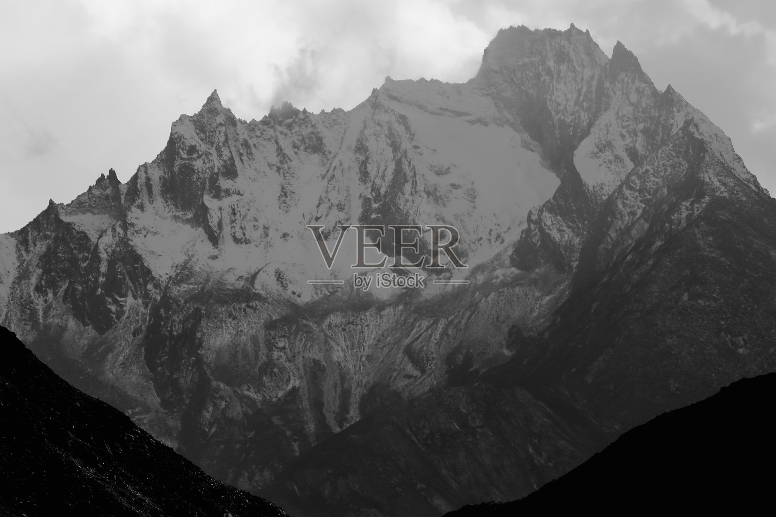 Jugal Himal部分的山峰。Himalayas-Tibet。2000照片摄影图片