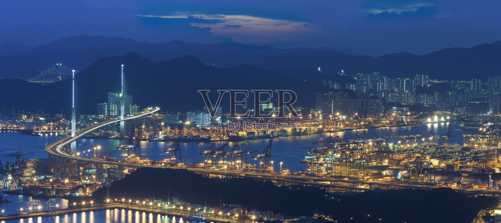 城市的天际线照片摄影图片