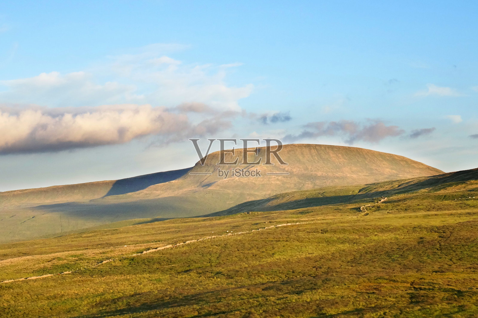 黑山地区的布雷肯灯塔01照片摄影图片