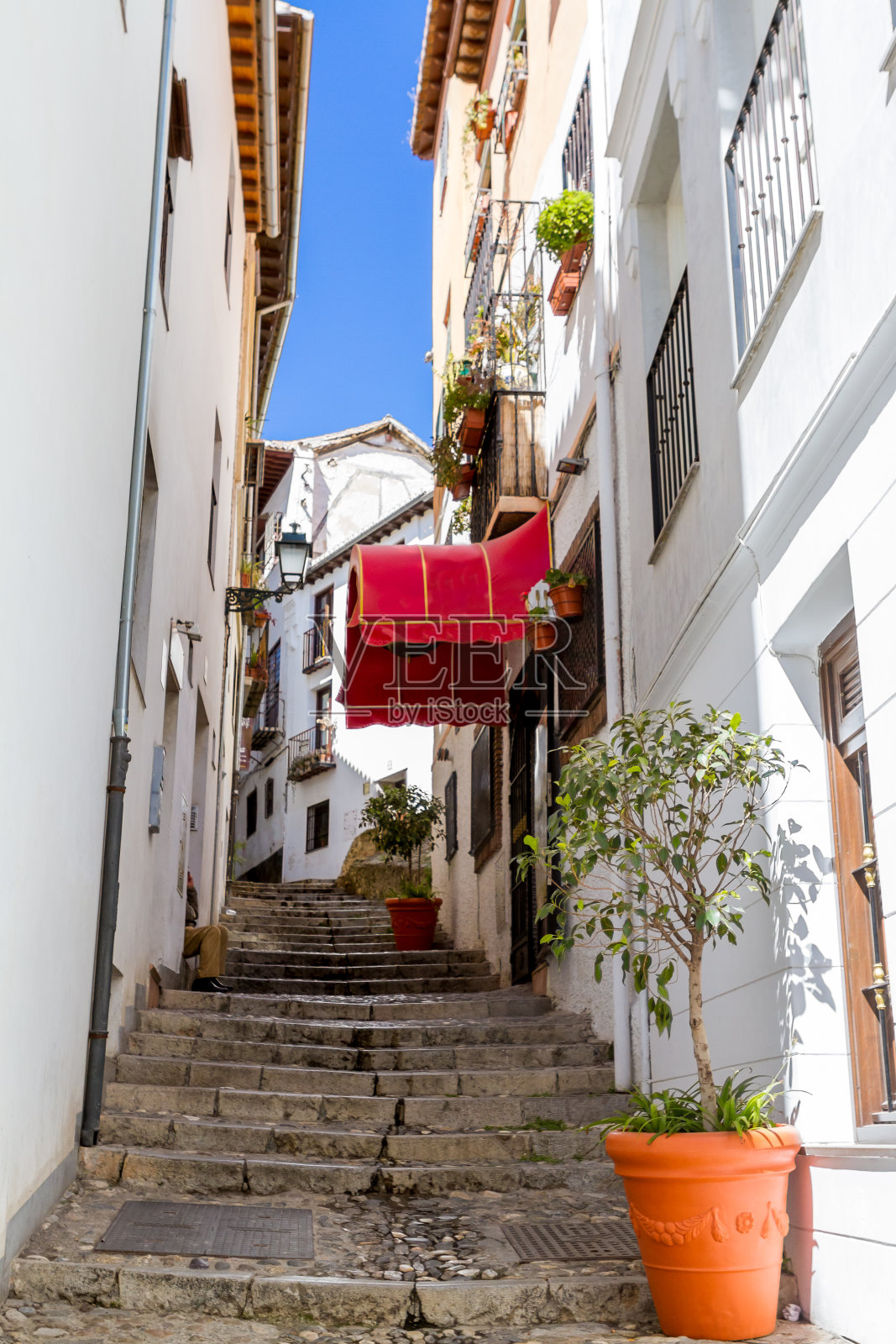 格拉纳达Albaicin Quater狭窄蜿蜒的街道照片摄影图片