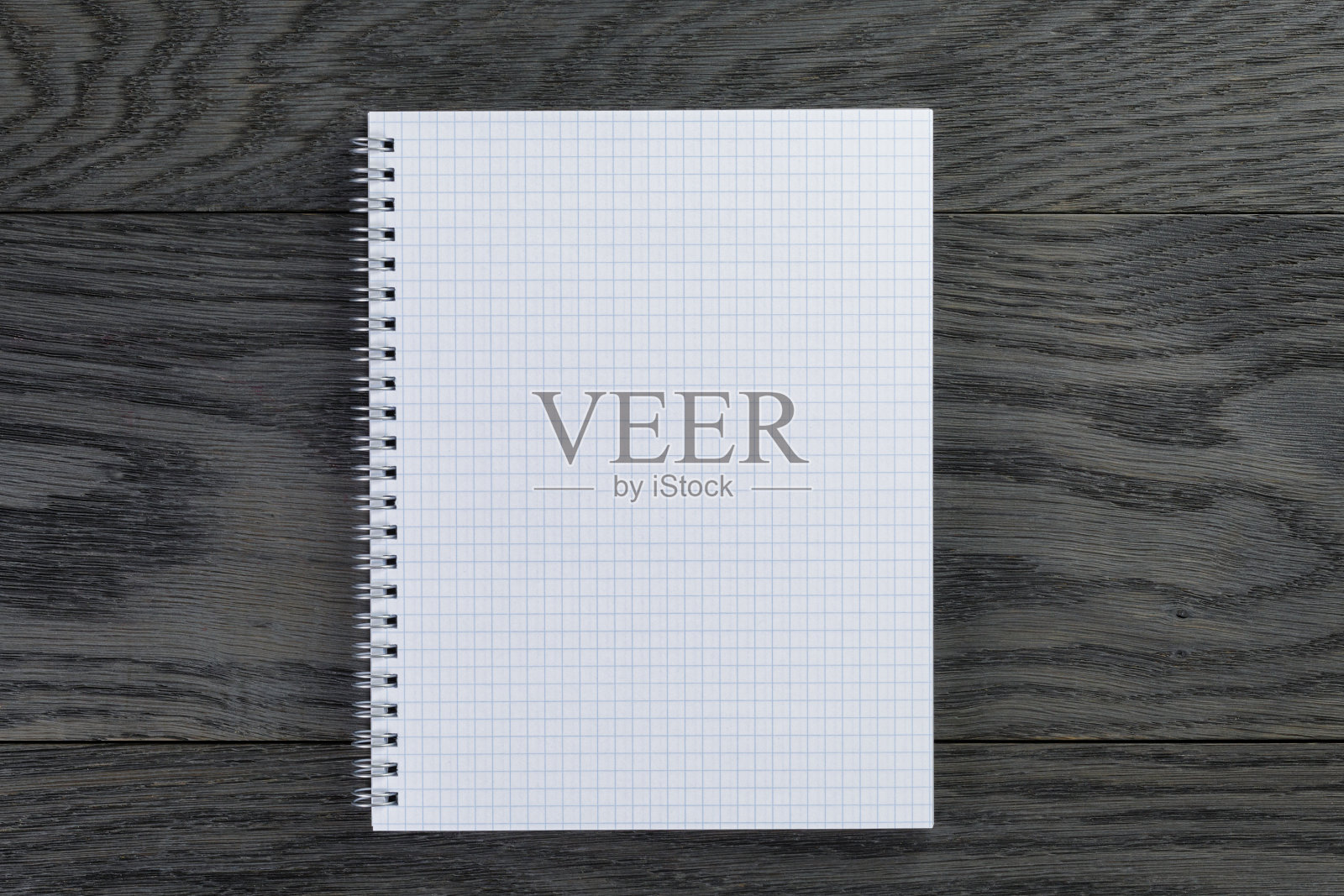灰色木桌上的空白记事本照片摄影图片