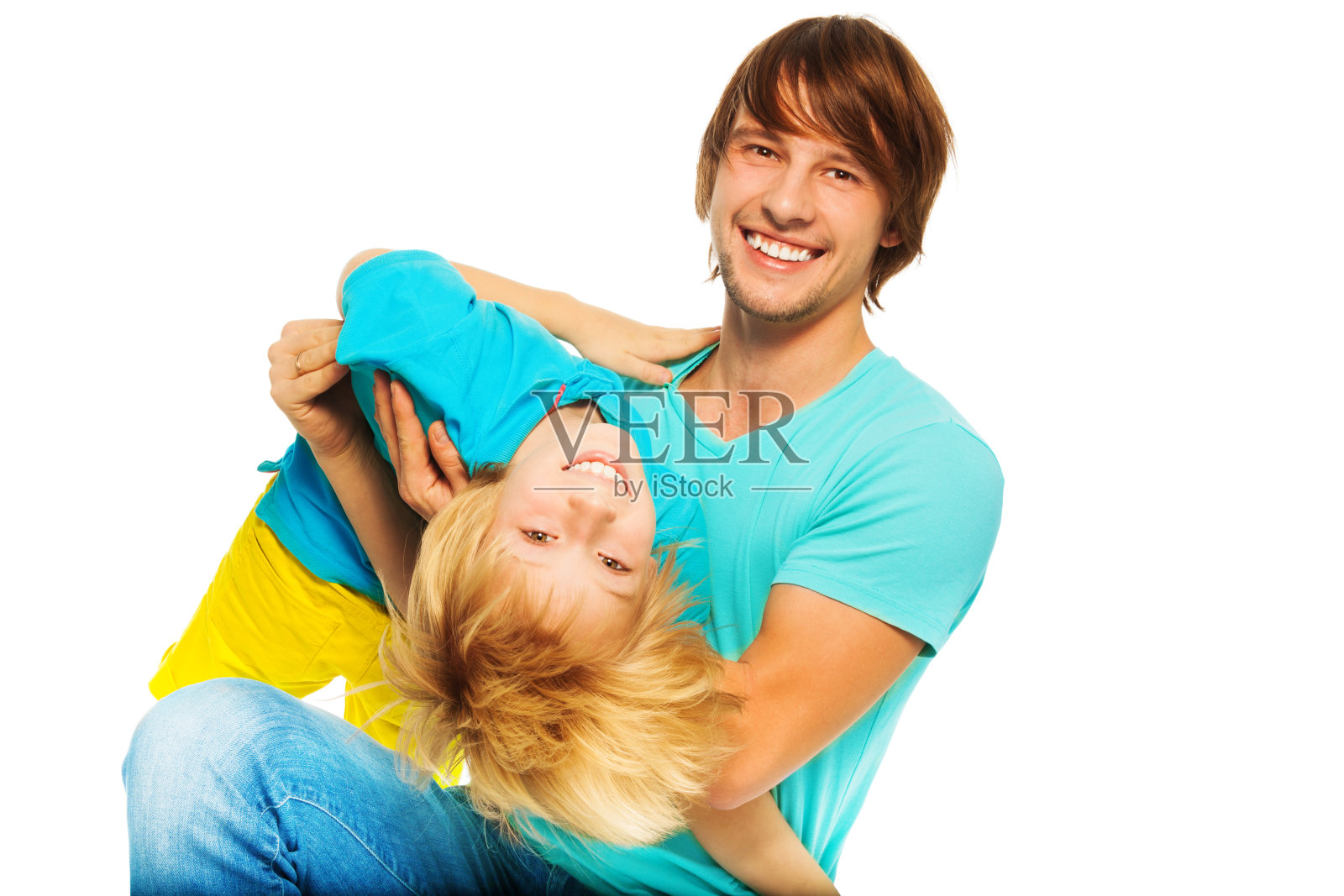 和儿子玩主动游戏照片摄影图片