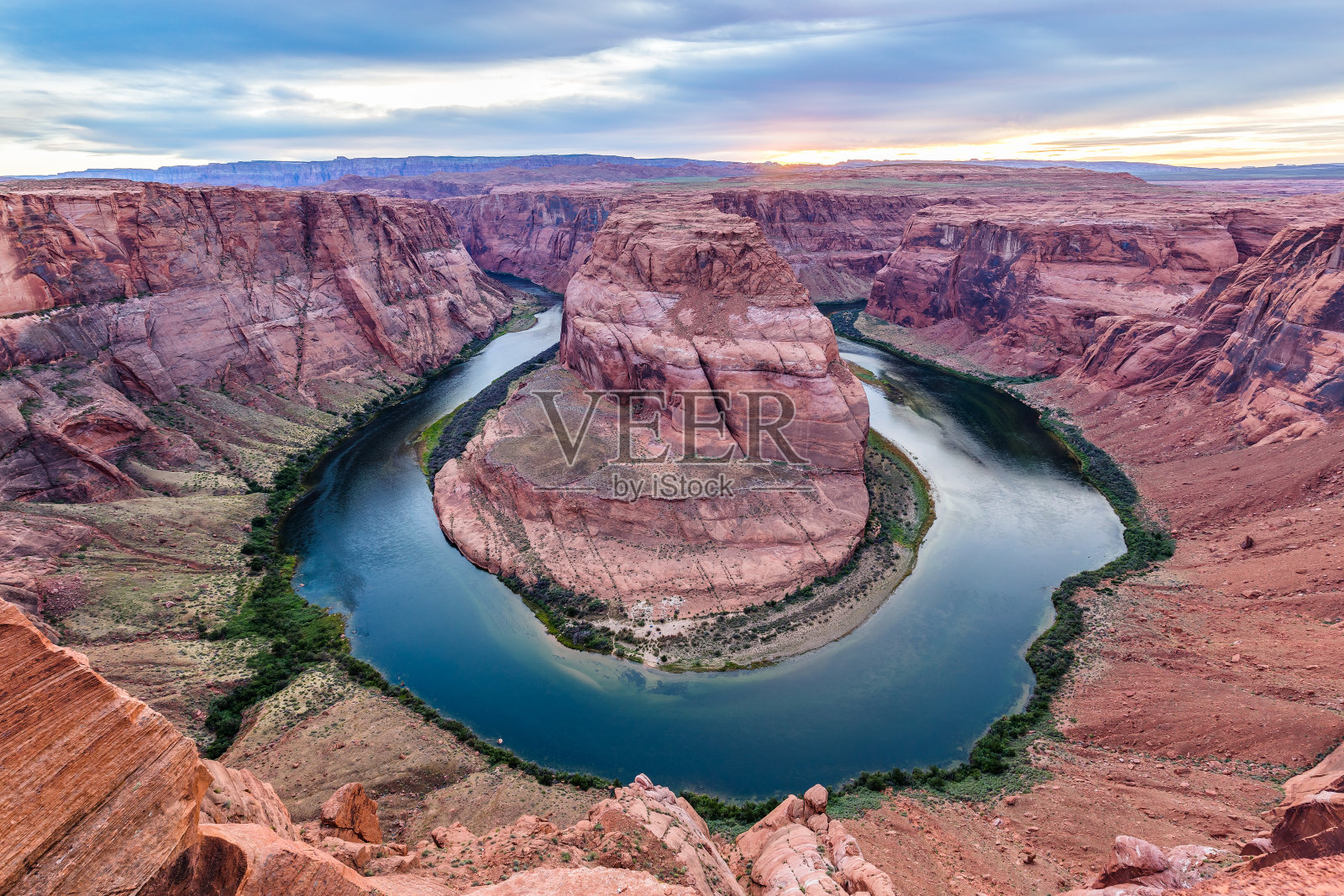 马蹄弯黄昏，亚利桑那州，美国照片摄影图片