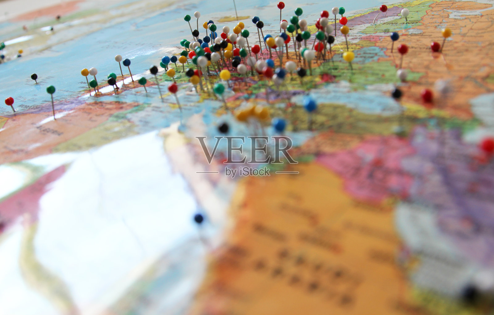 地图上的大头针照片摄影图片