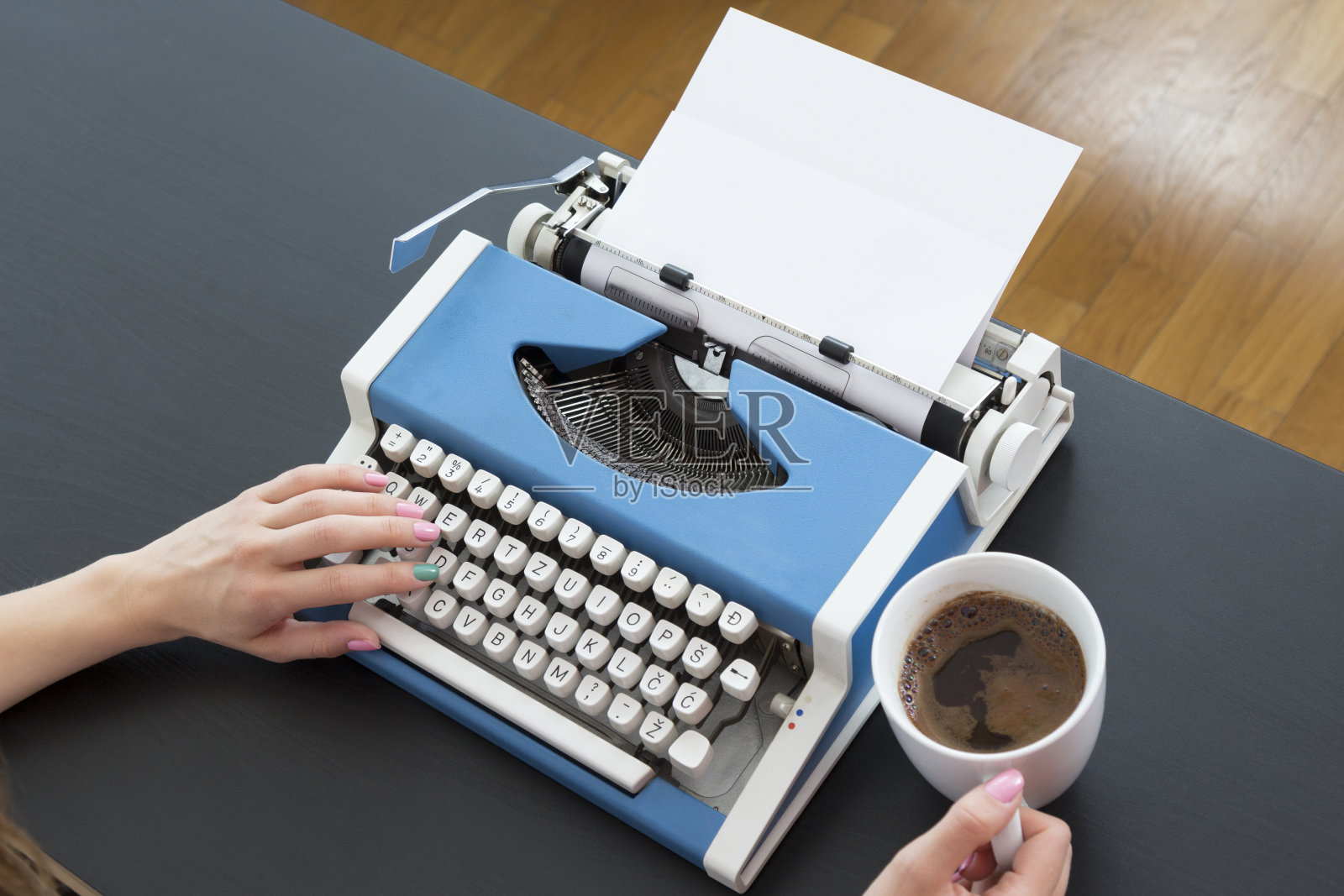 打字的机器照片摄影图片