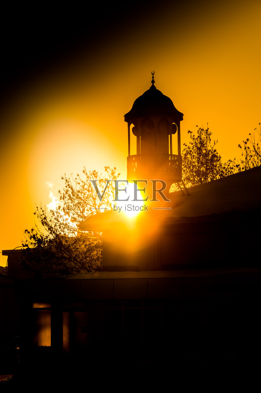 清真寺的日出照片摄影图片