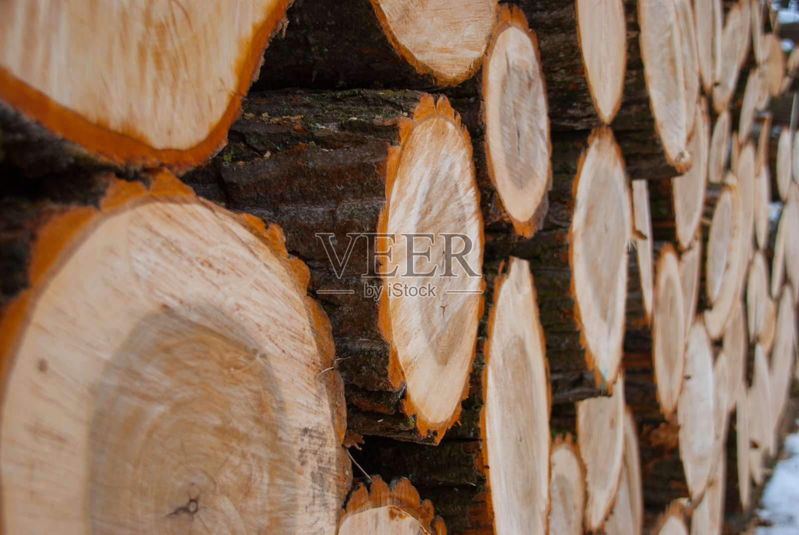 砍木头照片摄影图片