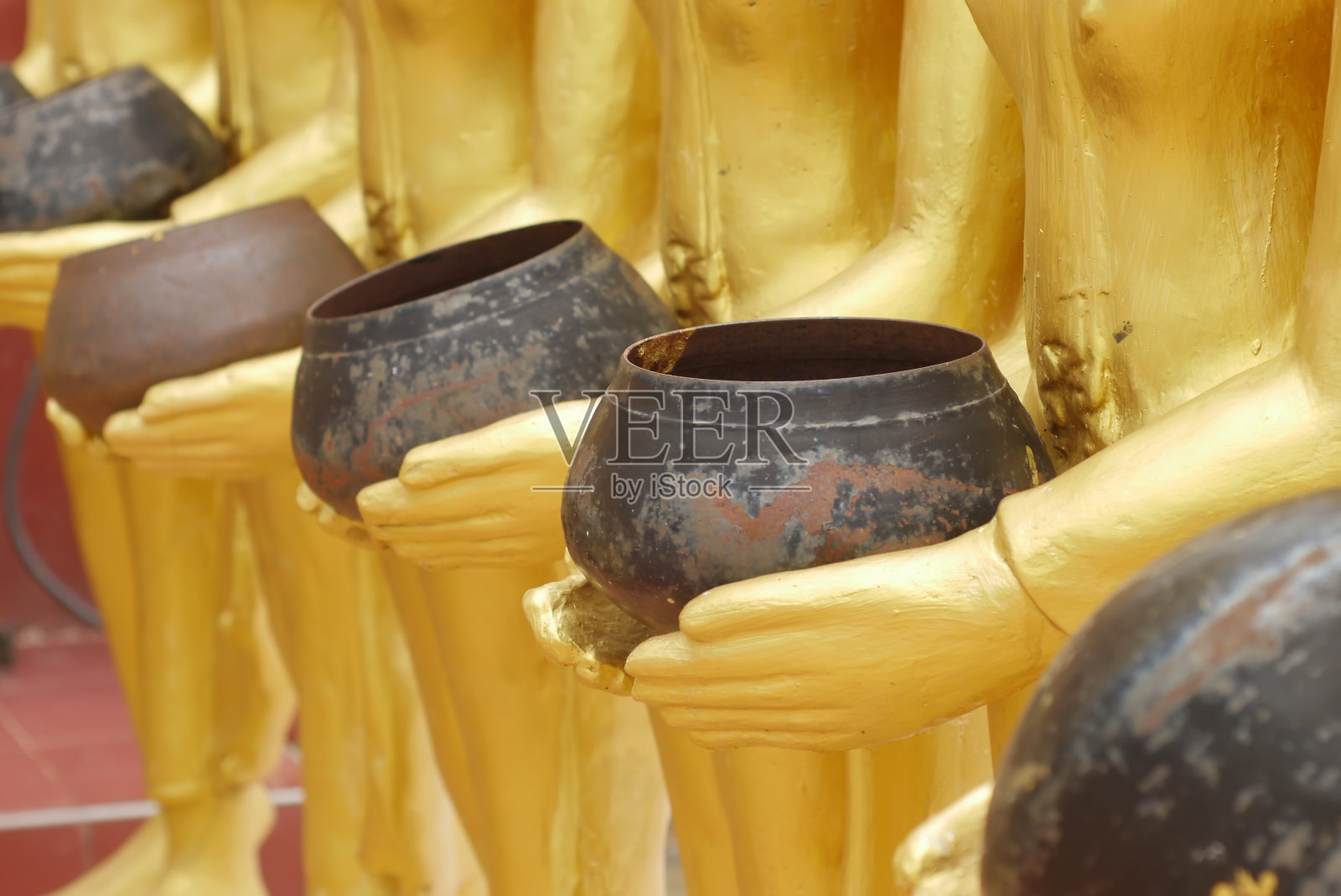 寻求施舍。照片摄影图片