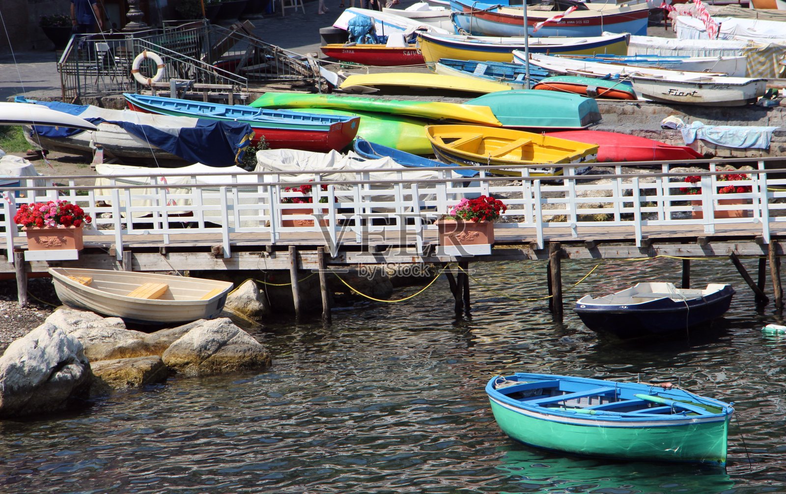索伦托-玛丽娜的大港口和船照片摄影图片