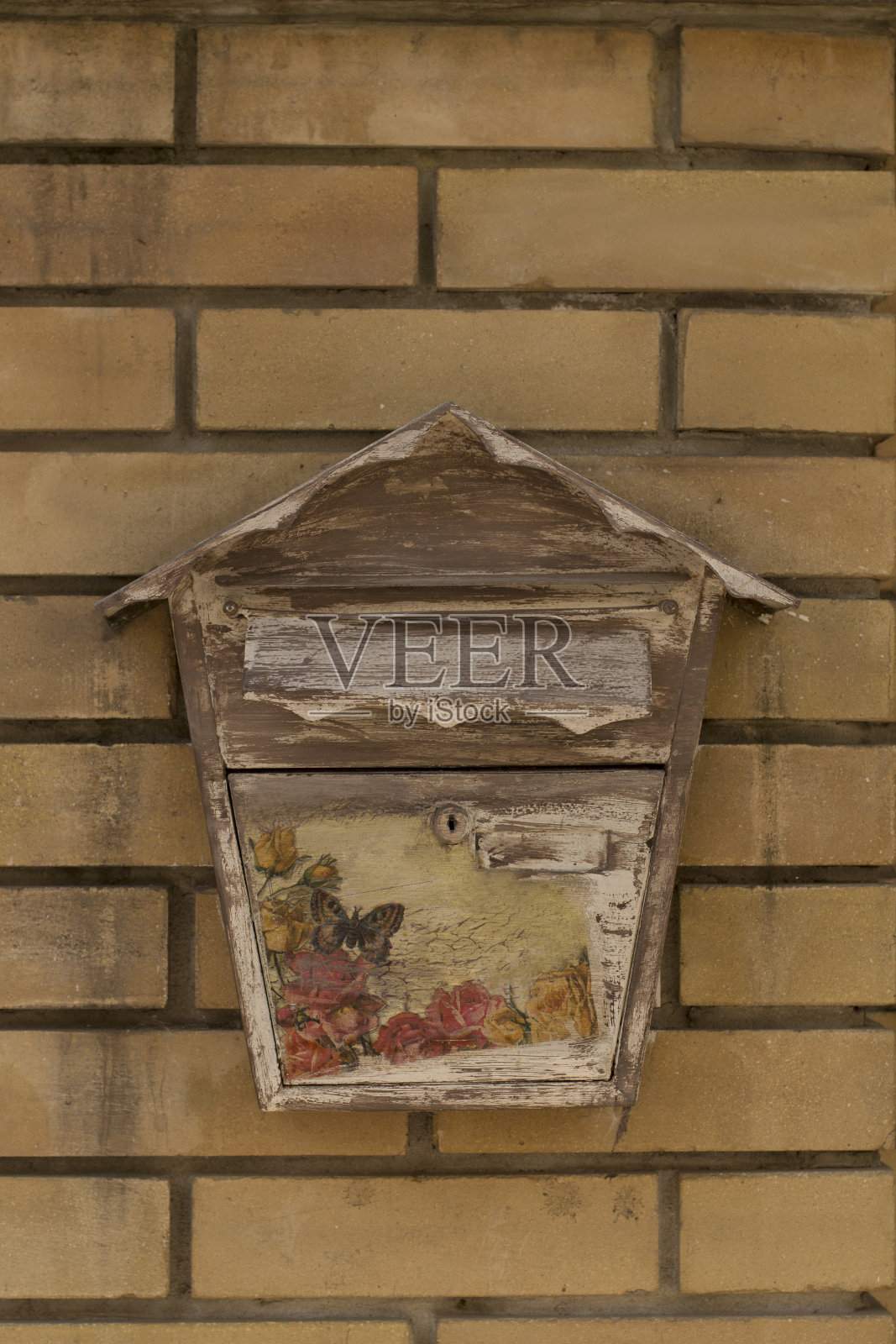 砖墙上的旧信箱照片摄影图片
