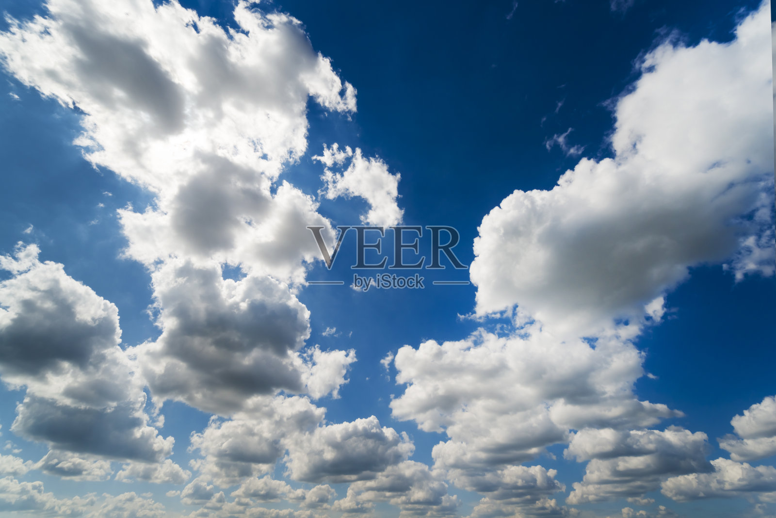 蓝天上有白云照片摄影图片