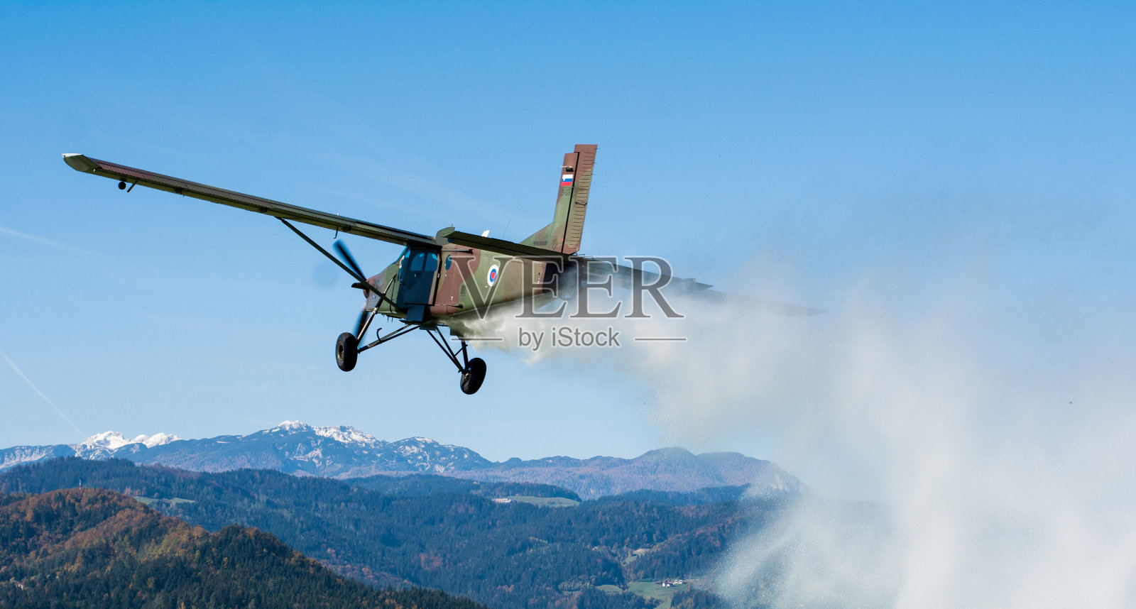 飞机水炸弹照片摄影图片