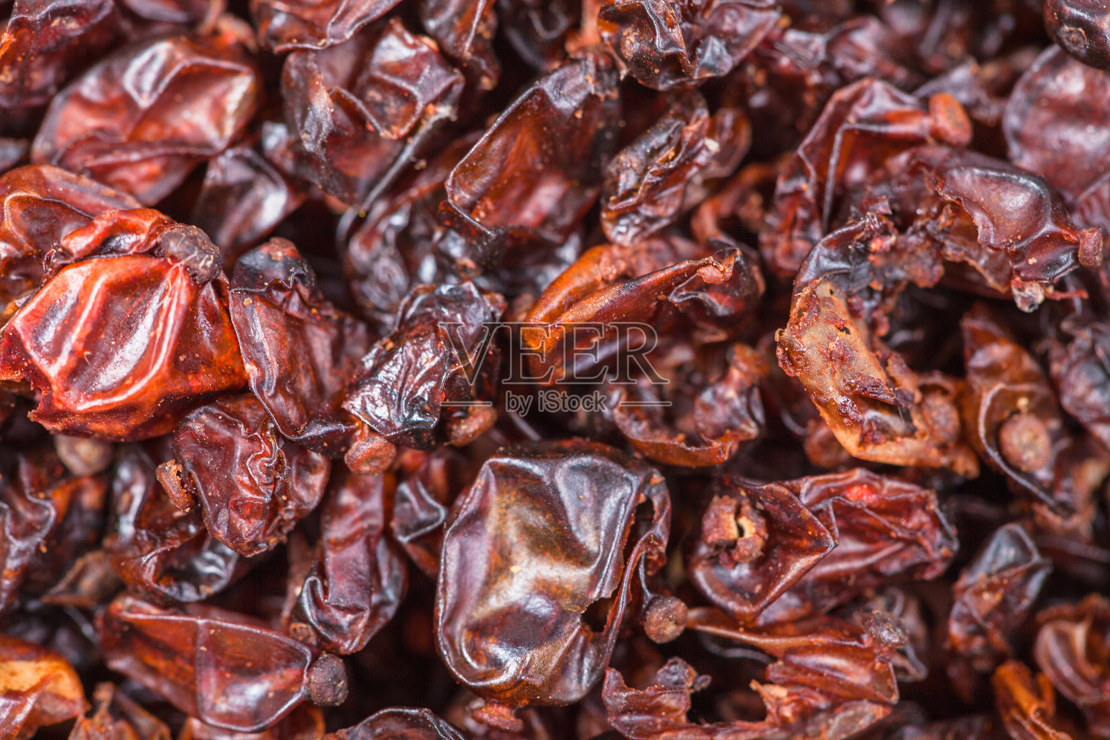 近距离观察干燥的红小檗照片摄影图片