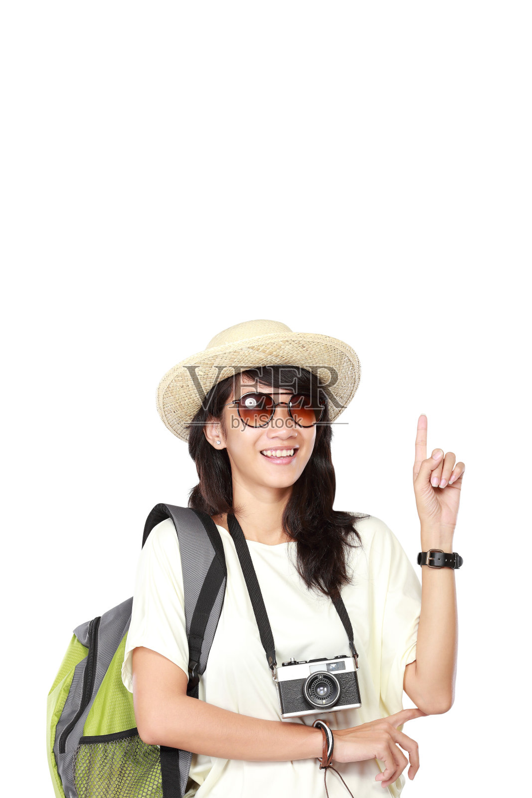 快乐的小女孩要去度假了照片摄影图片