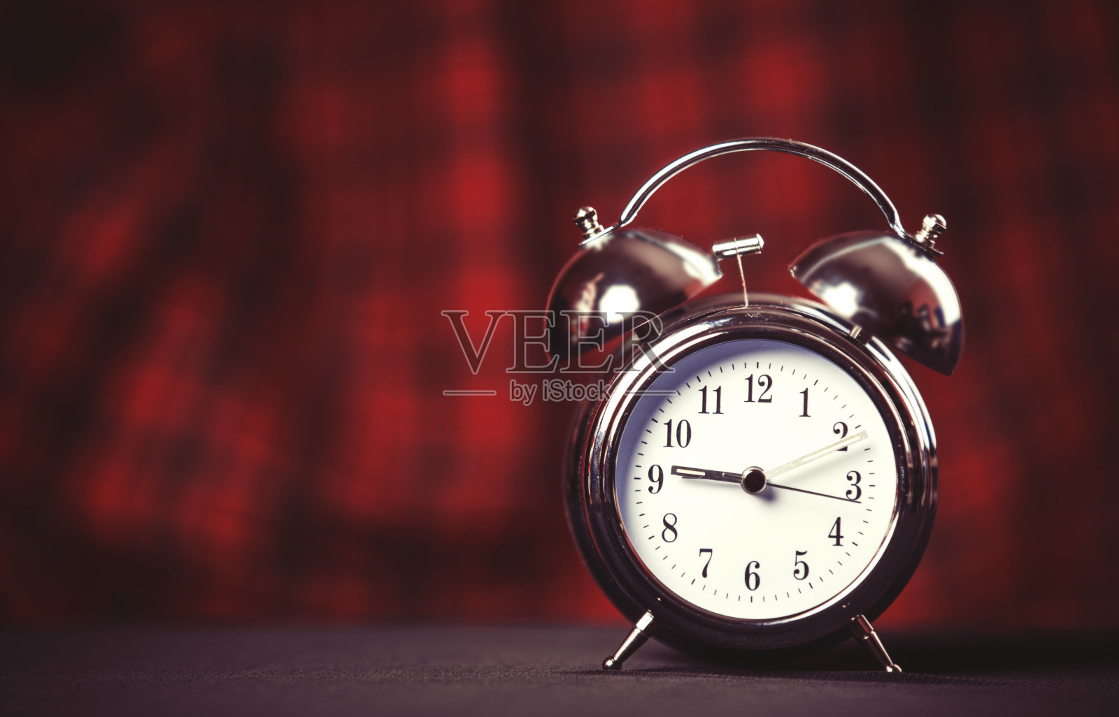 复古的闹钟。照片摄影图片