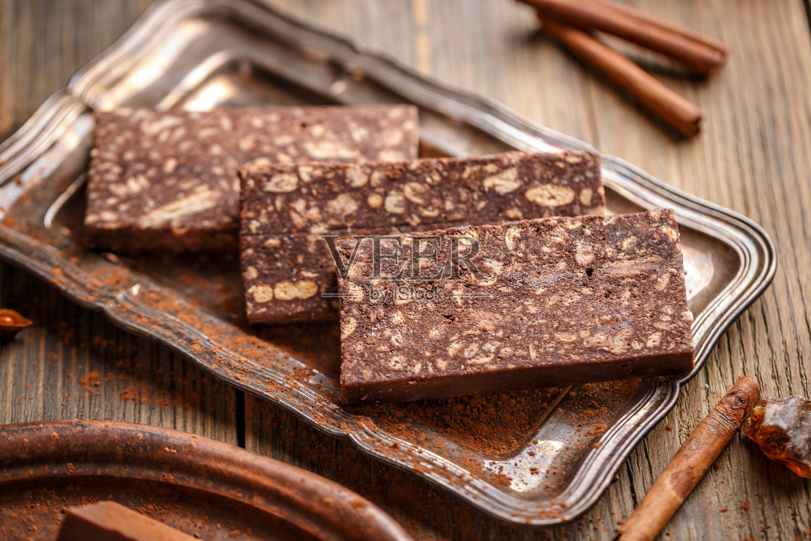 香肠面包片照片摄影图片