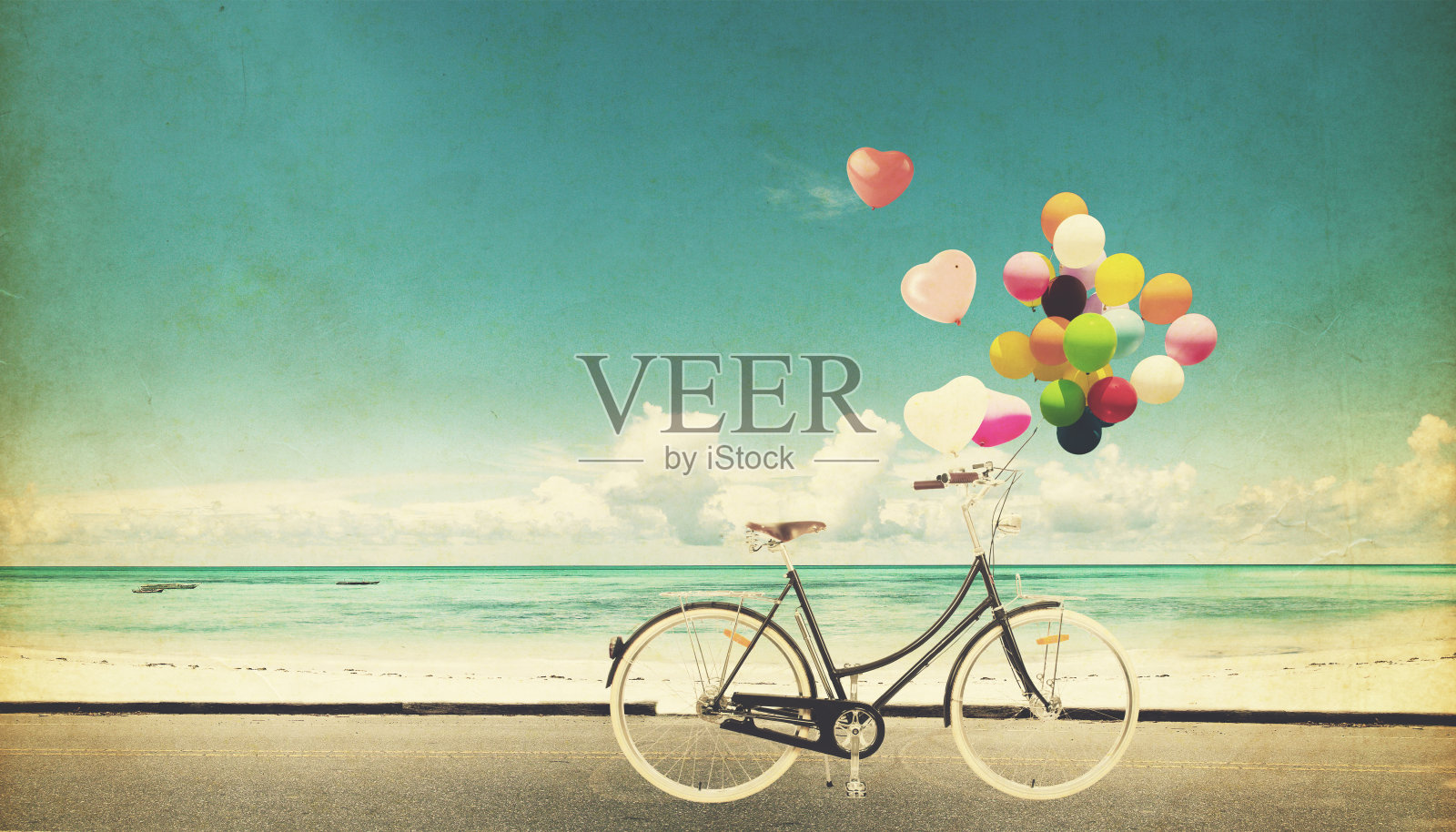 带有心形气球的老式自行车照片摄影图片