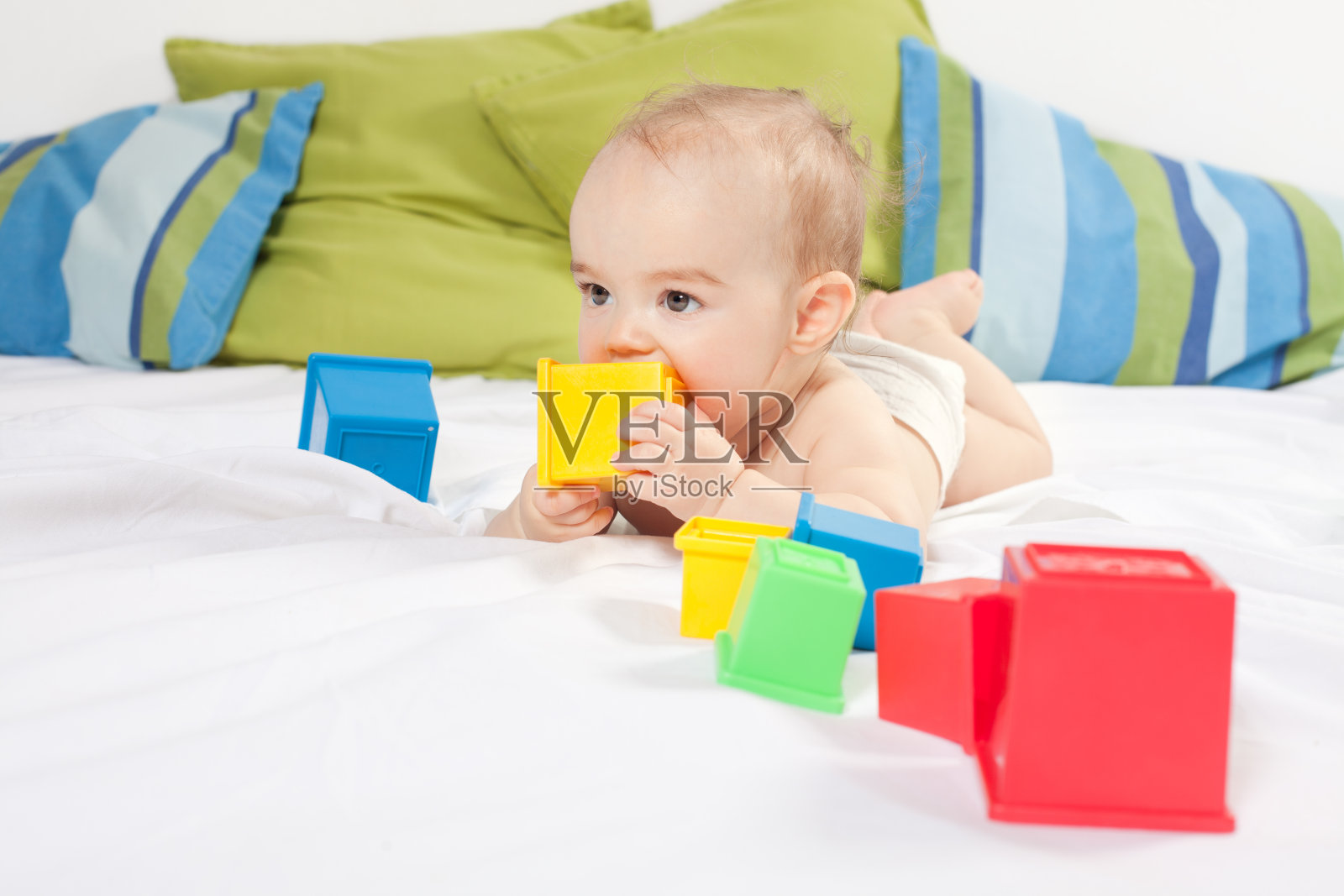 婴儿玩具照片摄影图片