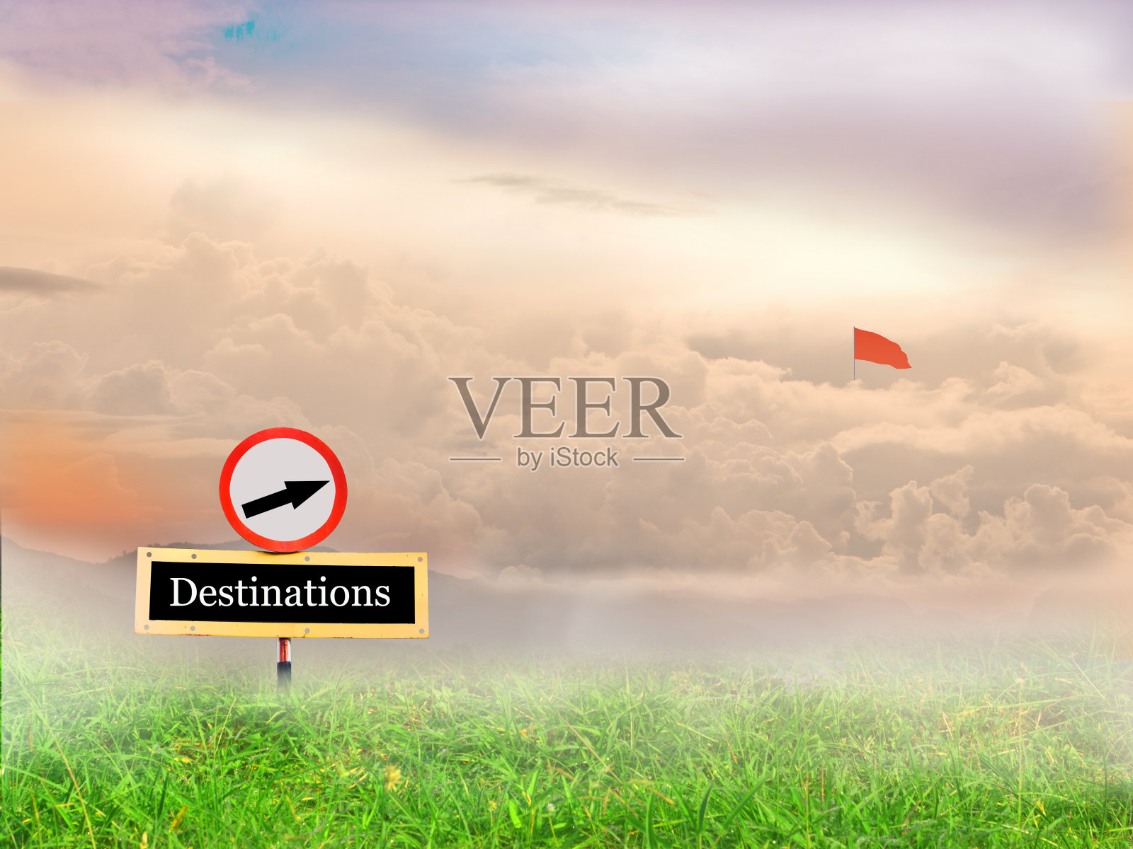 指向成功旗帜的路标照片摄影图片